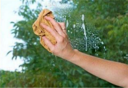 冬天窗戶淌水了該咋辦 怎樣防止潮濕方式