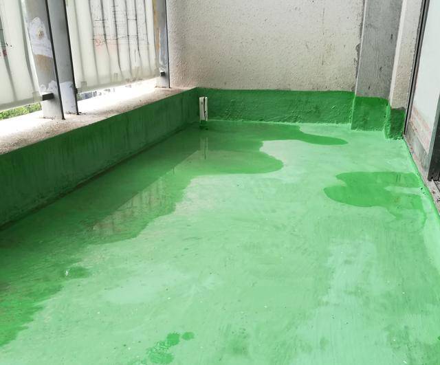 室內裝修，地面防水要做多厚?