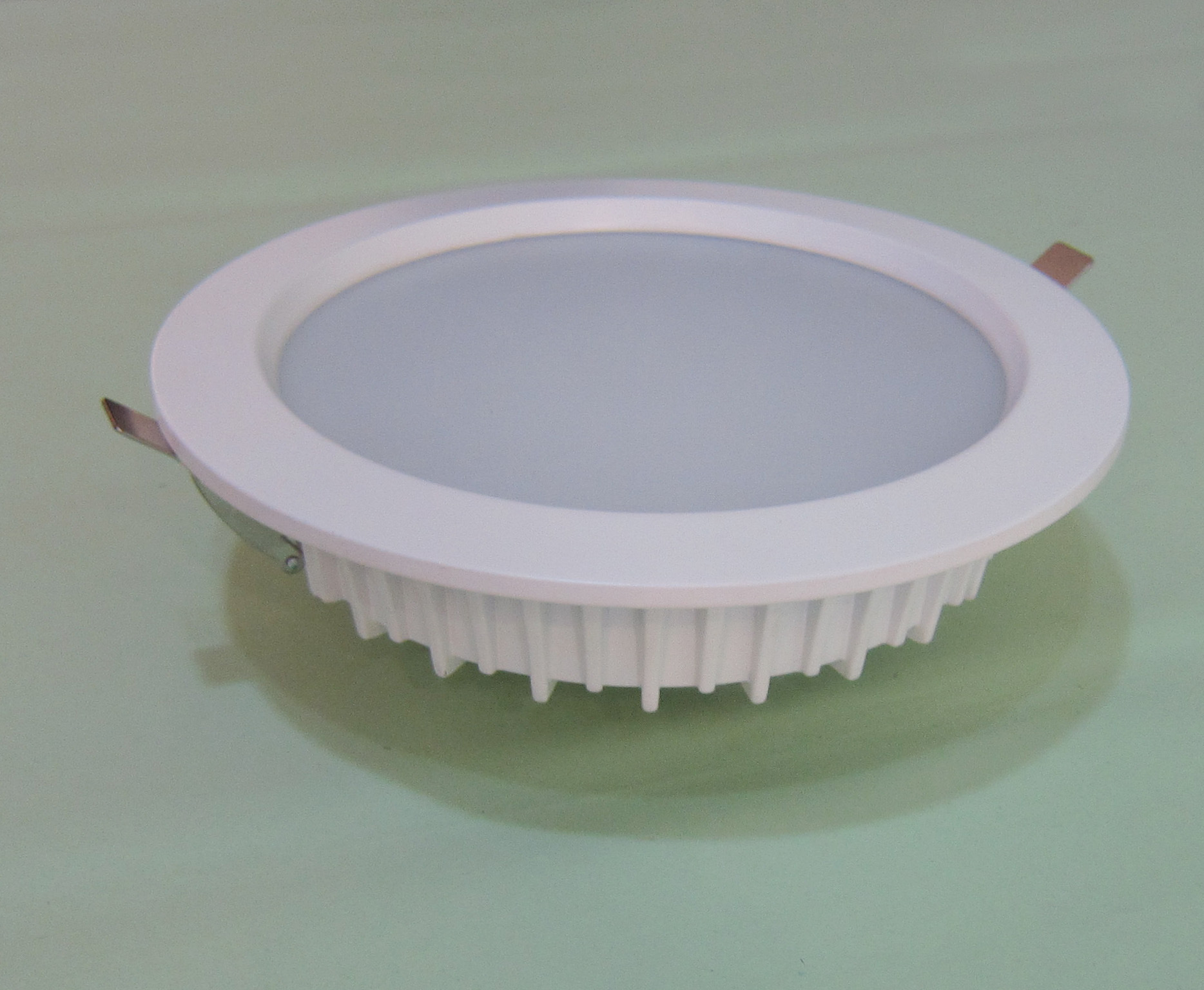 裝修寶典分享燈具材料，這六種燈具材料很常見
