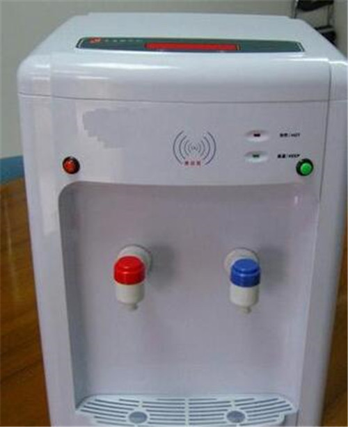 飲水機漏水怎么辦，飲水機該如何清洗呢?